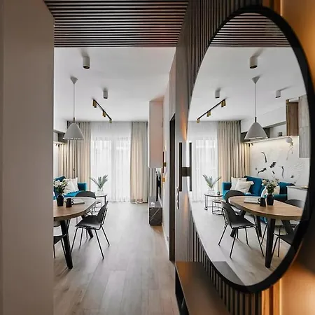 Golden Dreams Luxury 103 *